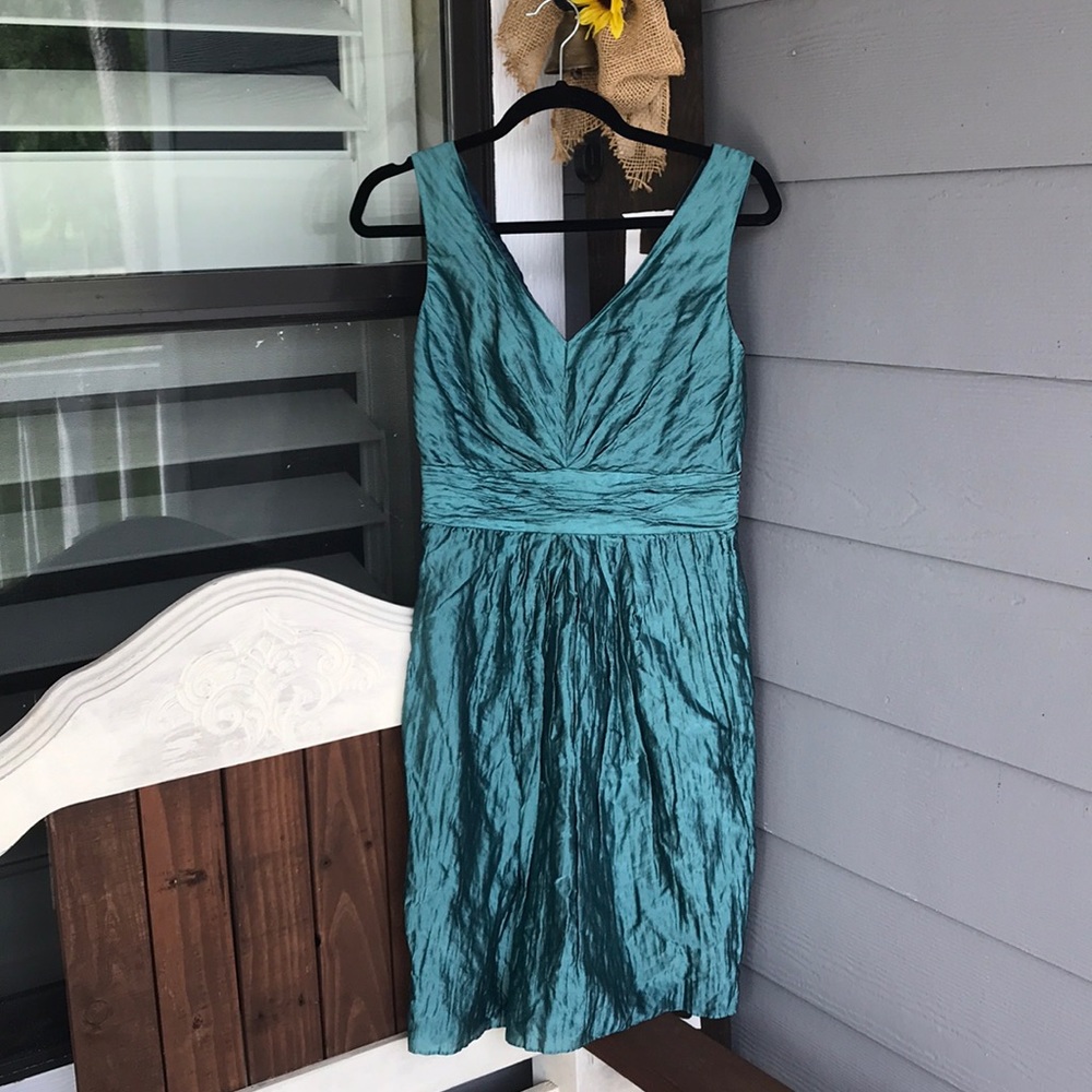 Kay Unger Green dress